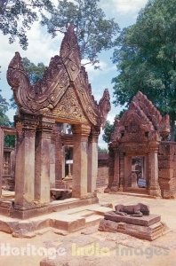 Main Entrance - Banteay Srei Temple