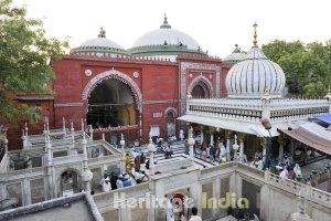 Hazrat Nizamuddin Auliya Dargah