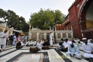 Qawwali at Hazrat Nizamuddin Dargah