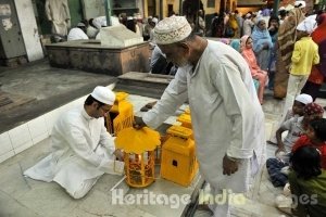 Hazrat Nizamuddin Auliya Dargah