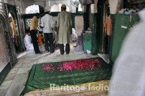 Hazrat Nizamuddin Dargah