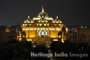 Akshardham Temple at night