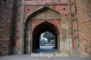 Delhi Gate 