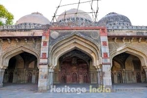 Bada Gumbad Mosque