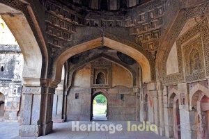 Bada Gumbad Mosque
