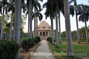 Mubarak Khan's Tomb 