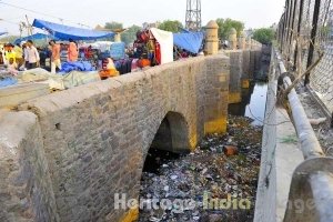 Barapulla bridge in East Nizamuddin 