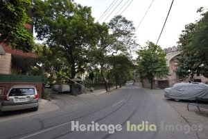 East Nizamuddin around Humayun Tomb