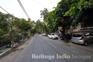 East Nizamuddin around Humayun Tomb