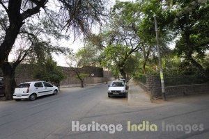 East Nizamuddin around Humayun Tomb