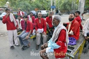 Outside Hazrat Nizamuddin Rly. Station