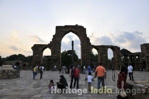 Qubbat-ul-Islam Mosque