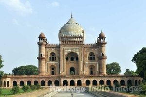 Safadrajung Tomb from inside or outside