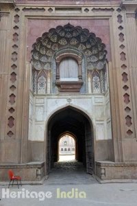 Safadrajung Tomb from inside or outside