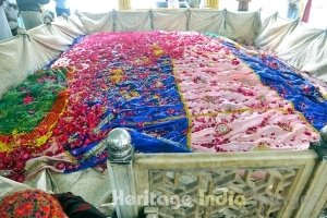 Hazrat Khwaja Bakhtiyar Qaqi Dargah